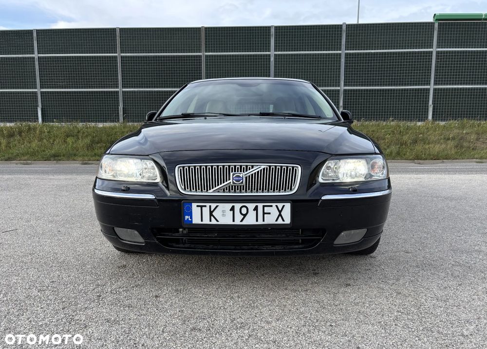 Volvo V70 2.4 Momentum - 41