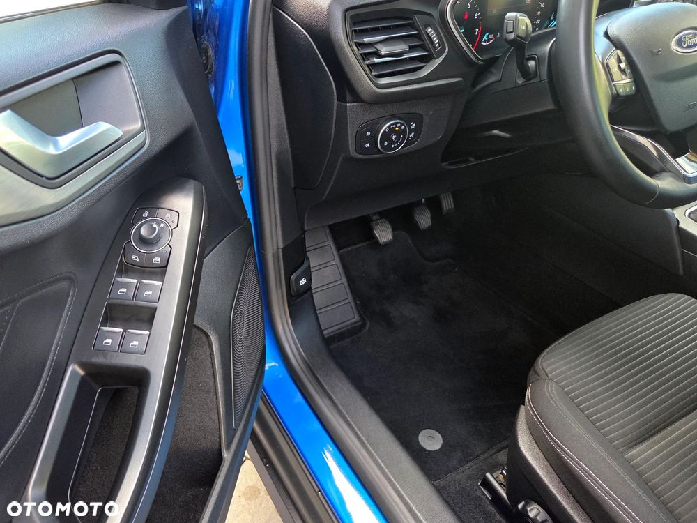 Ford Focus 1.0 EcoBoost Titanium - 23