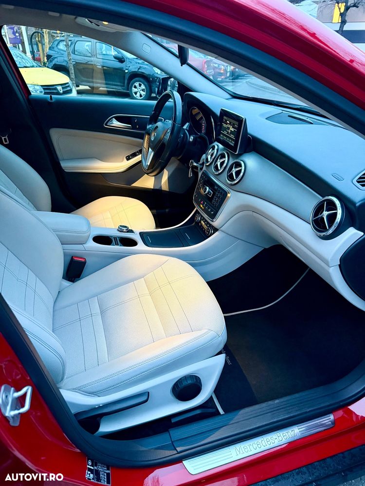 Mercedes-Benz GLA 200 CDI 4MATIC Aut. - 12