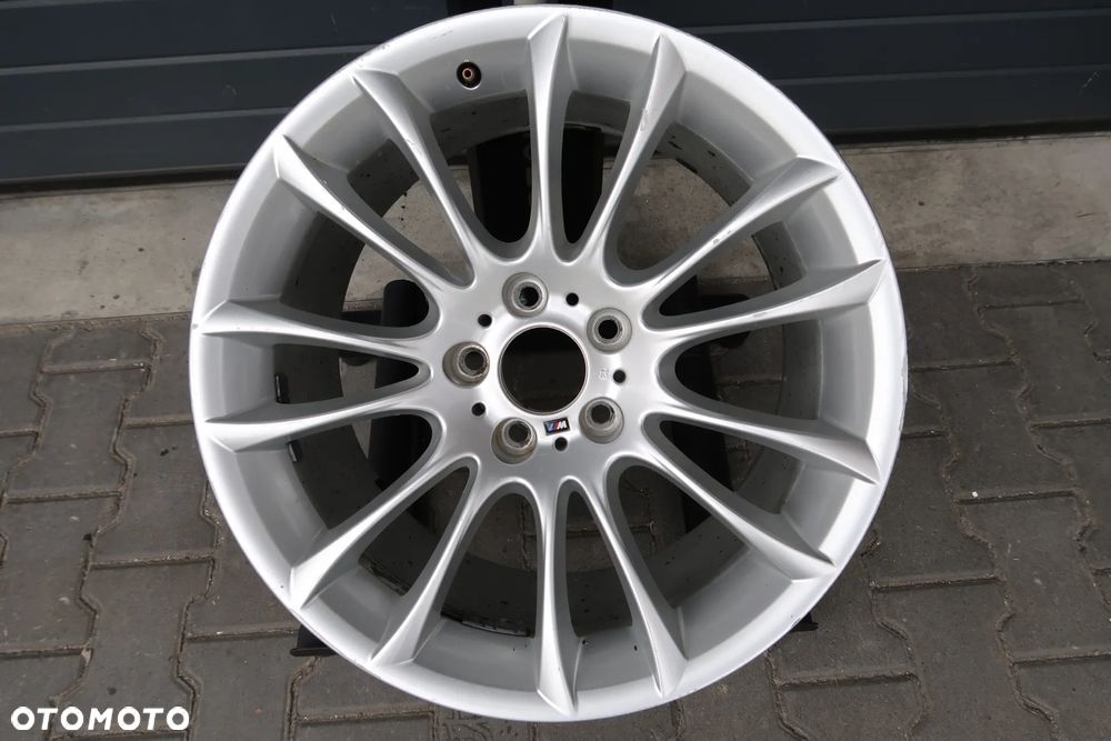 011 Felga BMW 7841822 9,5x19et13 - 7