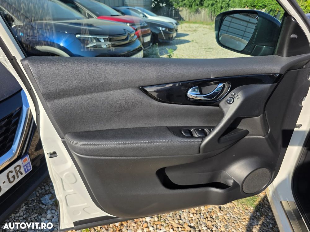 Nissan Qashqai 1.6 DCI TEKNA+ - 24