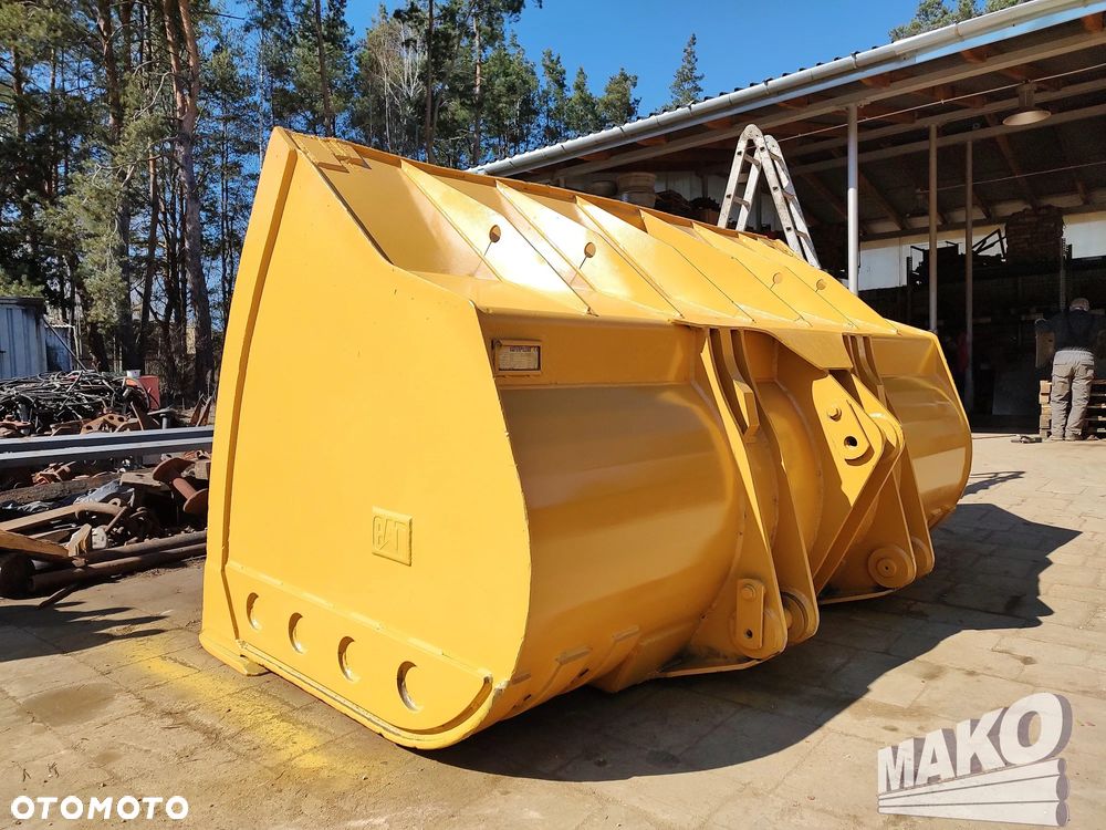 Łyżka CAT 300cm do ładowarki CAT 963C 972 980 5,5m³ - 5