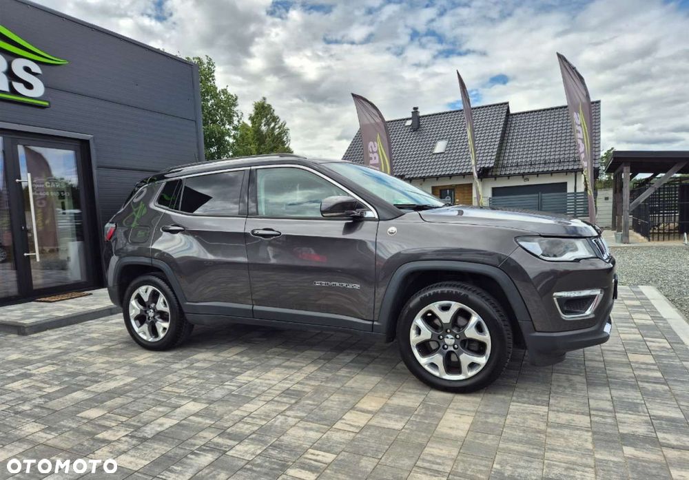 Jeep Compass - 27