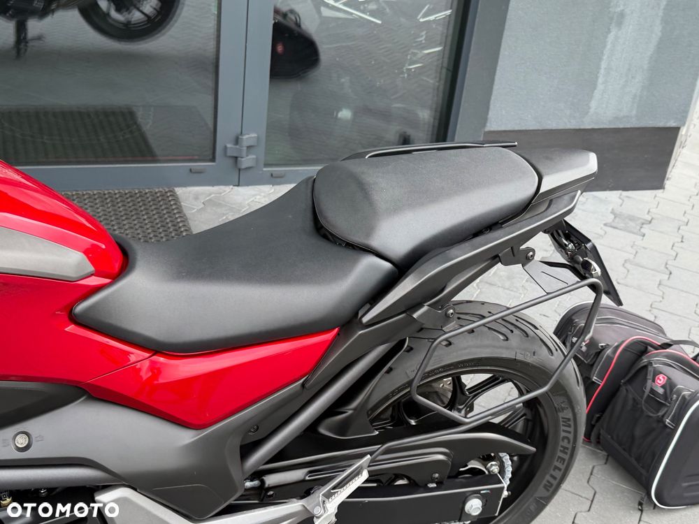 Honda NC - 35