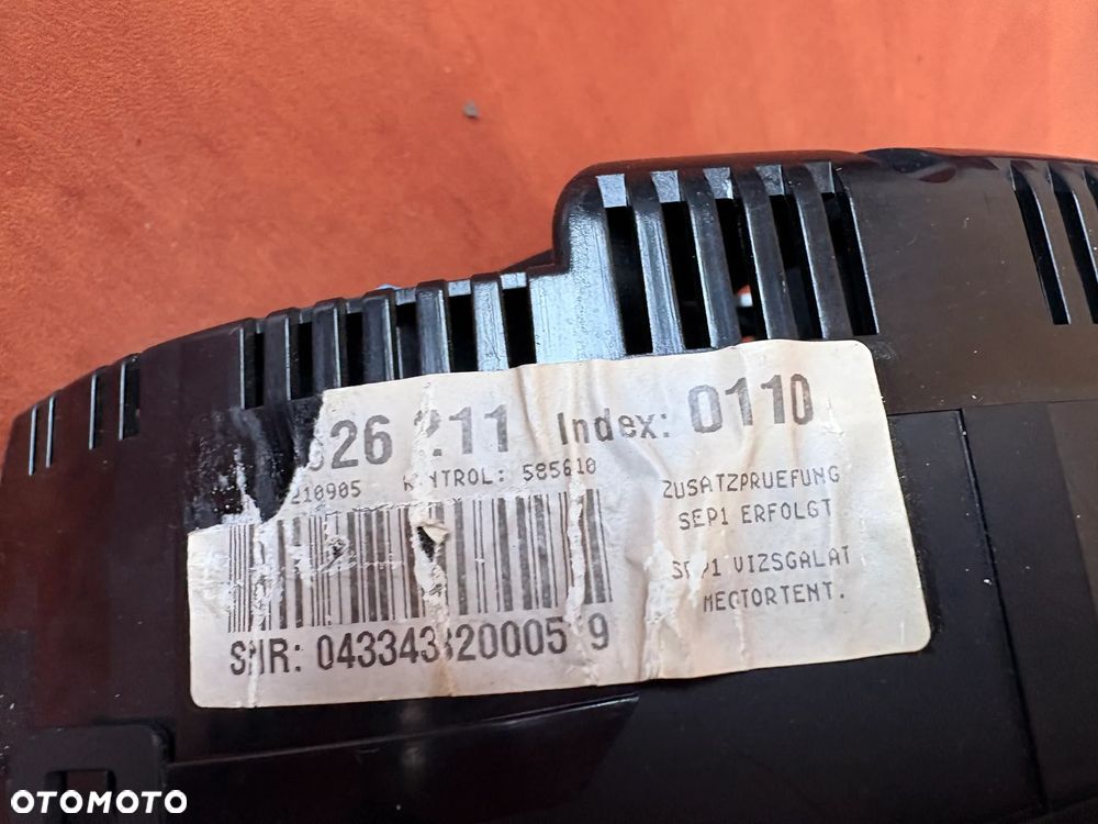 LICZNIK AUDI A4 B6 2.5TDI 036901830 - 3