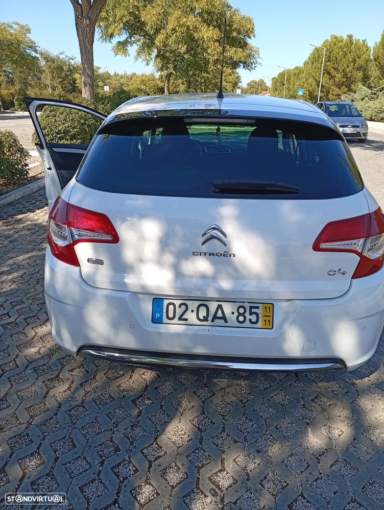 Citroen C4 2011 photo 3