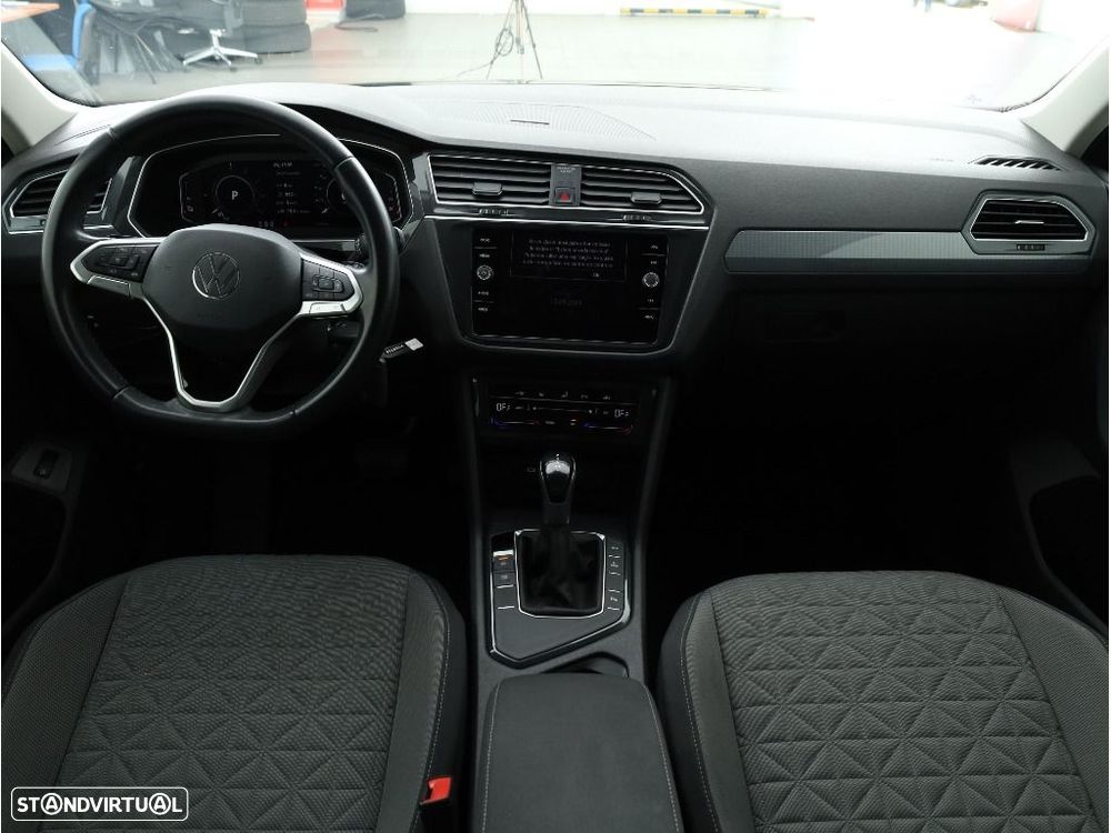 VW Tiguan 1.4 TSI eHybrid Conceptline DSG - 17