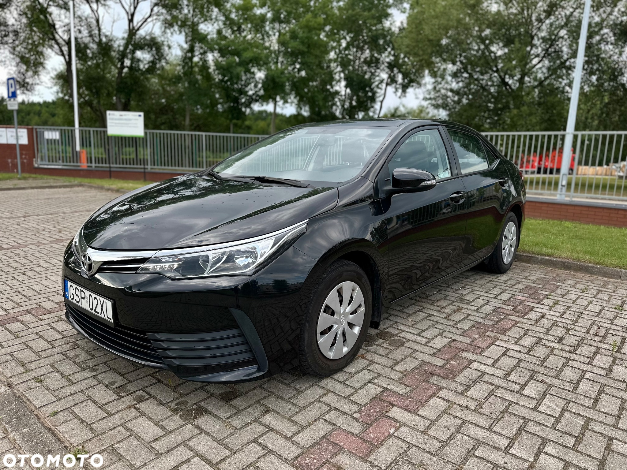 Toyota Corolla 1.6 Active - 11