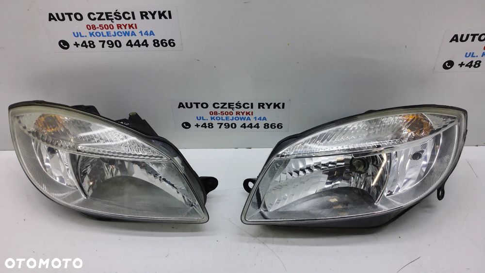 Skoda Fabia II Lampa Przód Lewa Prawa - 2