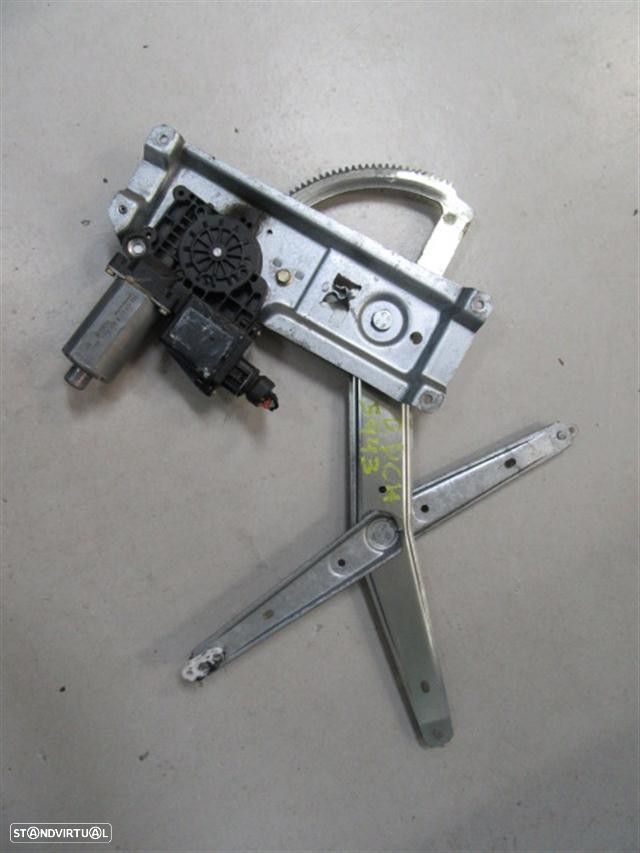 ELEVADOR FRENTE DIREITO OPEL VECTRA 2.0 G - 1