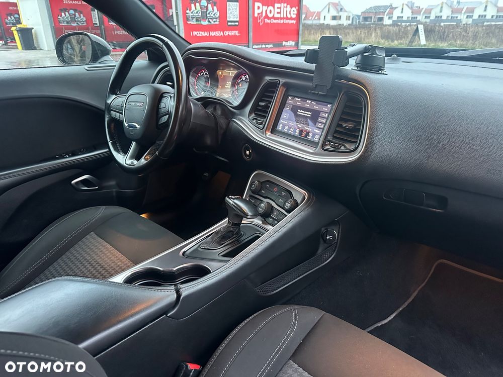 Dodge Challenger Automatik SXT Plus - 22