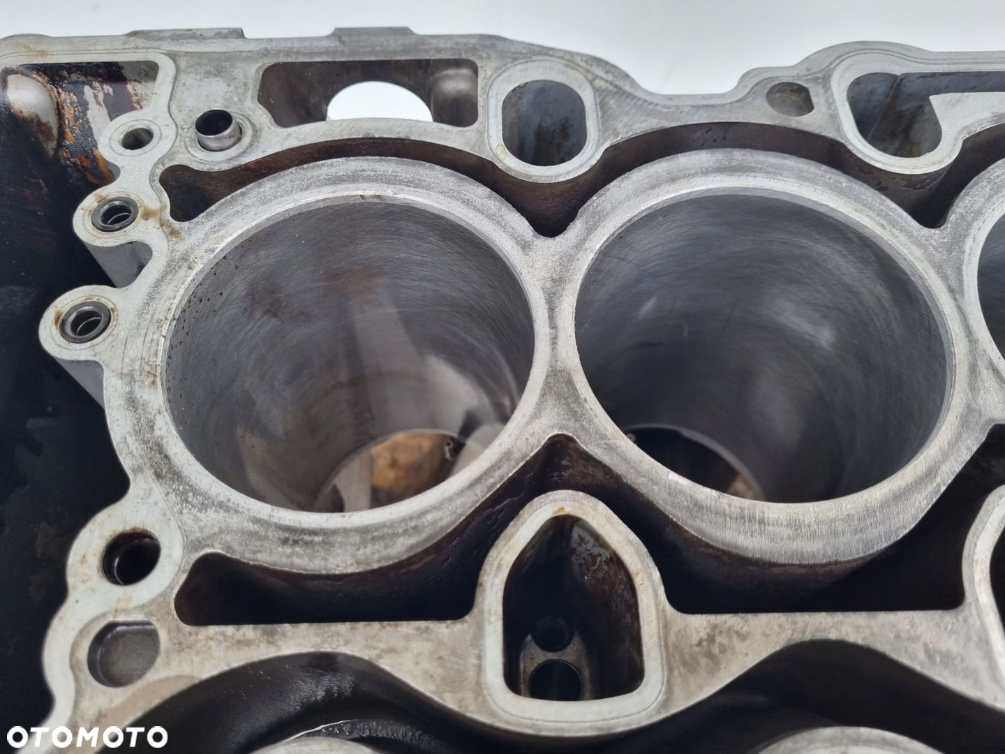 BLOK SILNIKA BMW E90 E91 E92 E87 1.6 N43B16A - 3