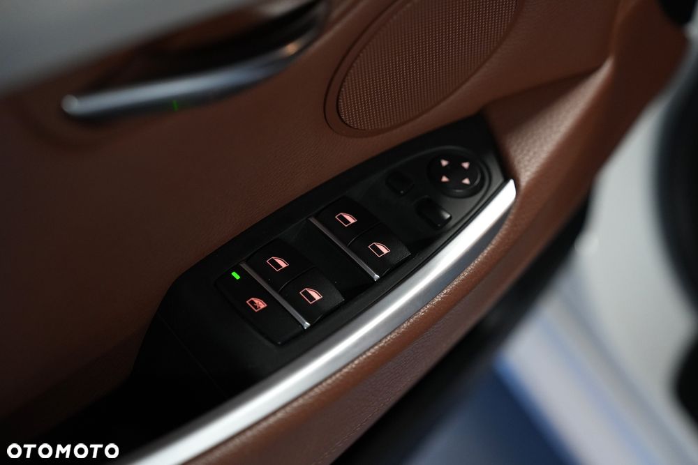 BMW 5GT 520d - 9