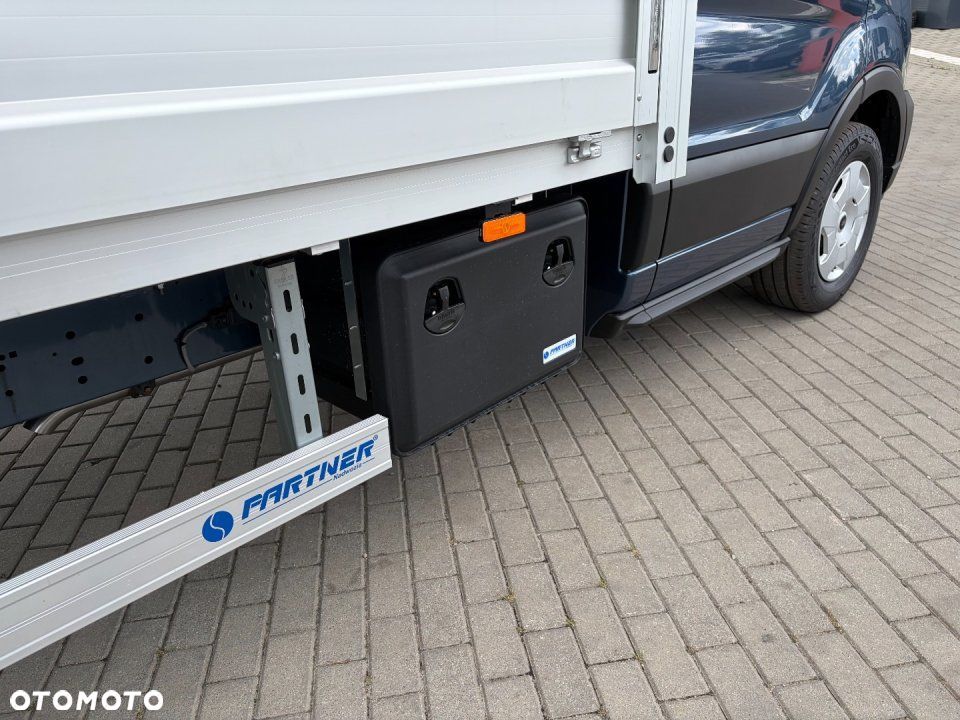 Ford Transit - 8