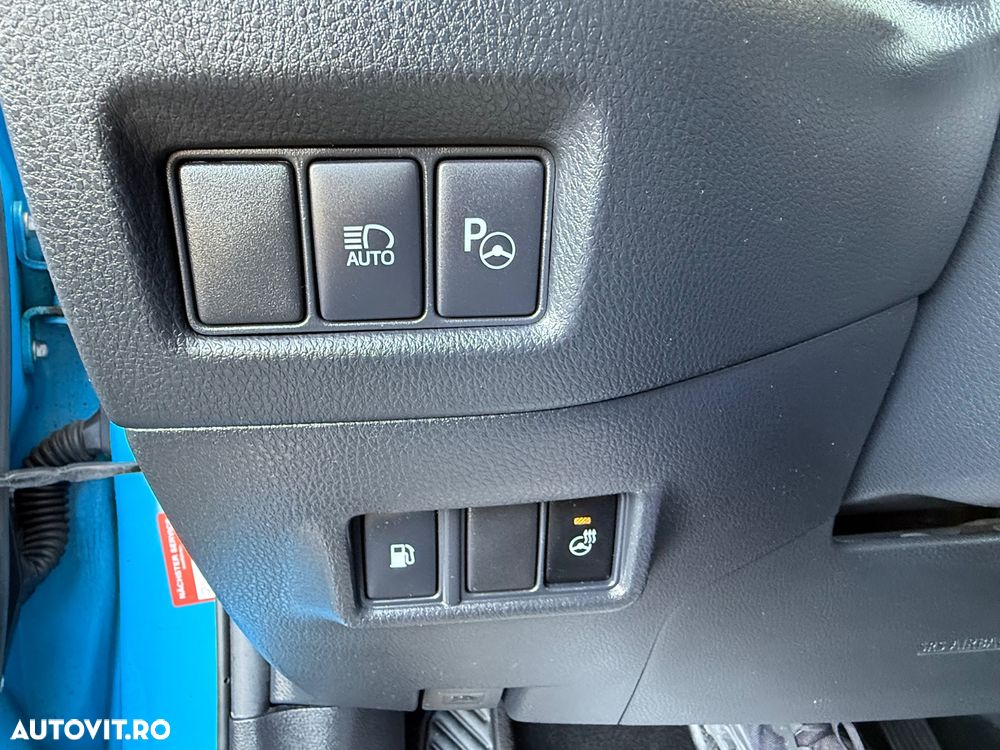 Toyota C-HR Hybrid Business-Edition - 14