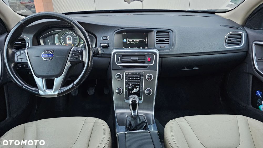 Volvo V60 D4 Drive-E Summum - 8