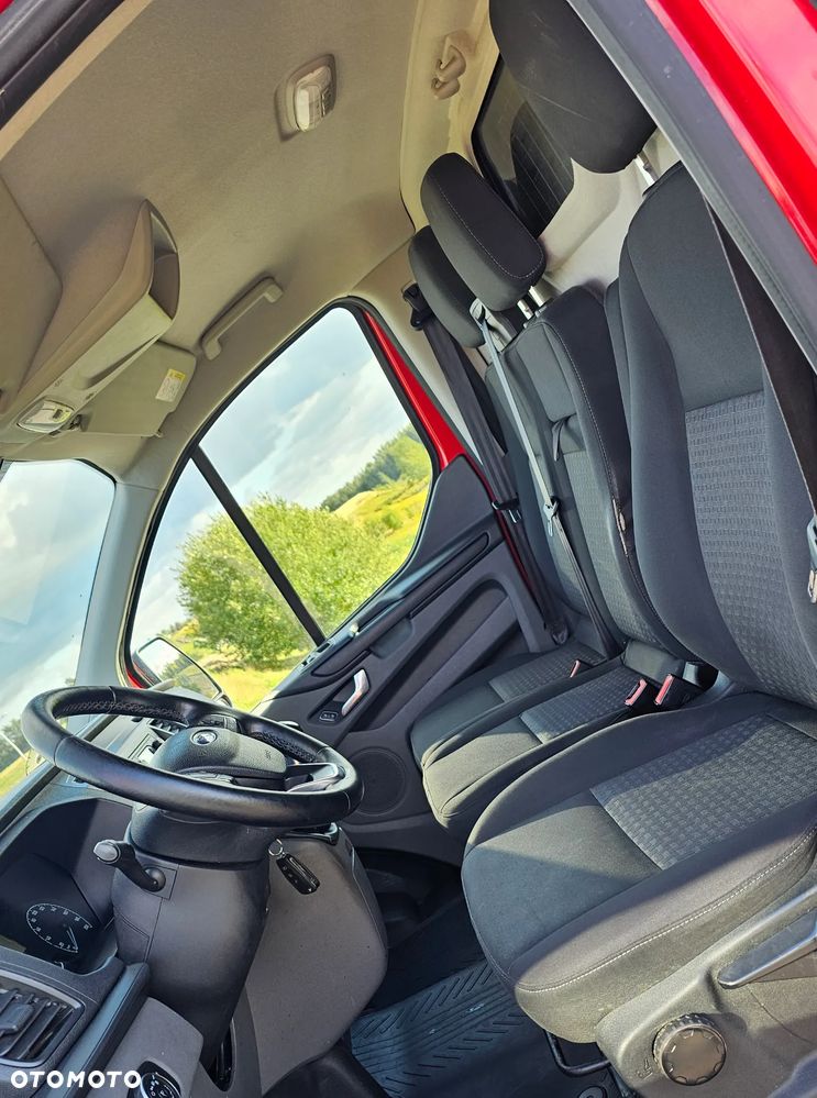 Ford transit custom - 12