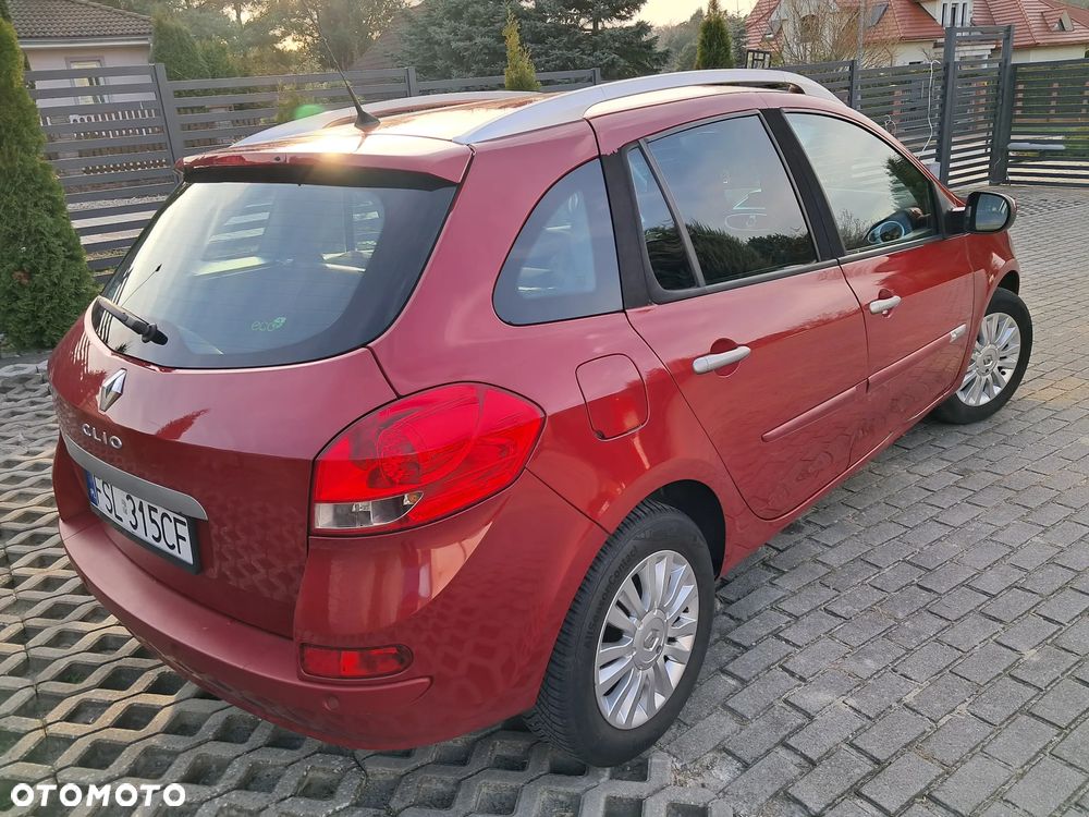 Renault Clio - 7