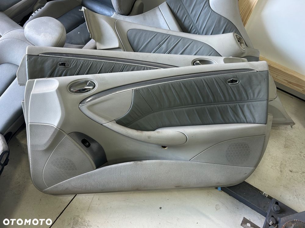 Mercedes CLK 209 coupe  komplet foteli fotele skóra tapicerka  boczki - 3