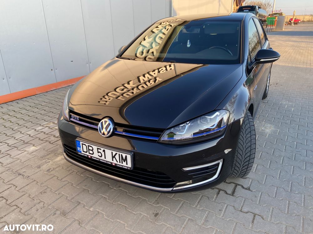 Volkswagen Golf 1.4 GTE Plug-In-Hybrid DSG - 1