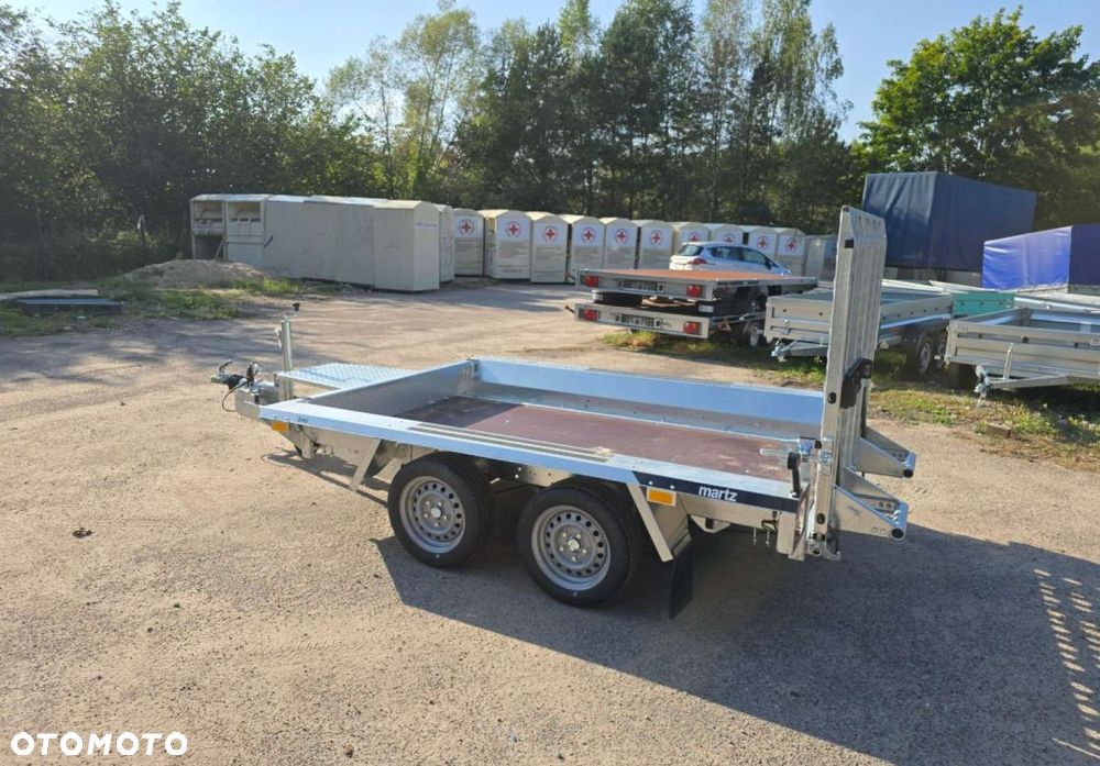 Martz Martz Bau 3 Minikoparka 2700 kg 260 x 150 cm - 6