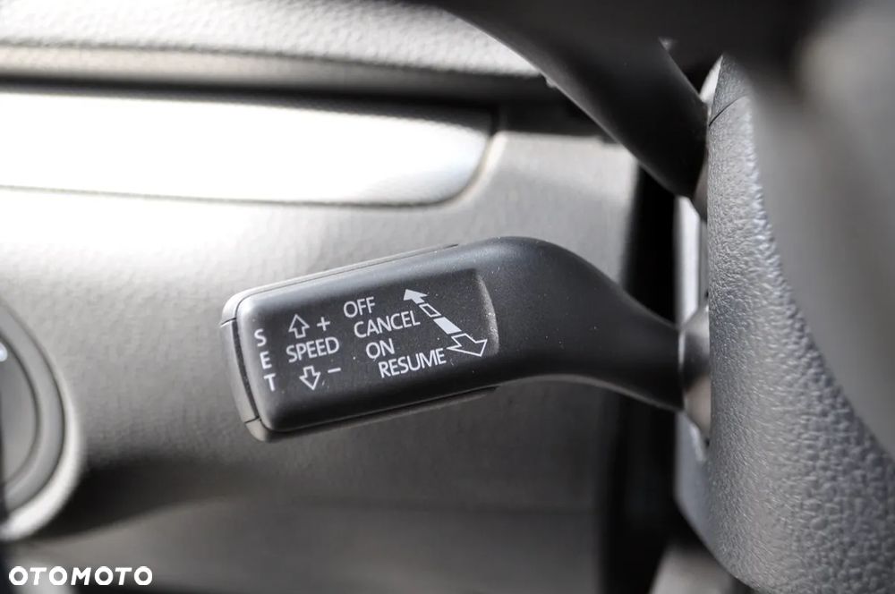 Volkswagen Sharan 2.0 TDI Comfortline - 32