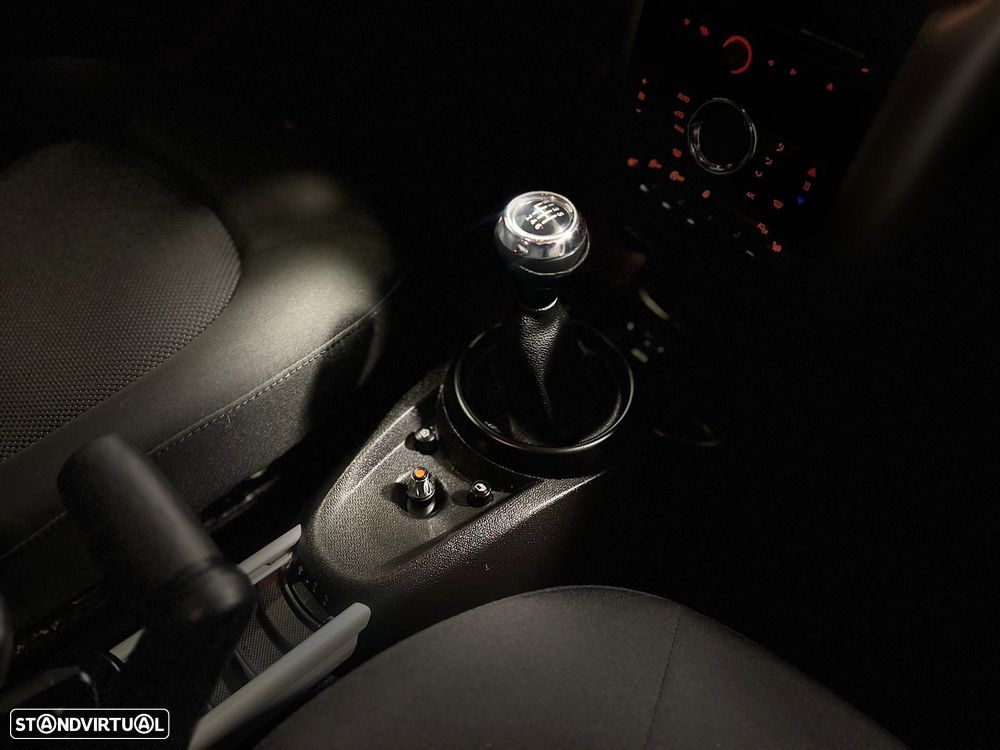 MINI Countryman Cooper D - 12