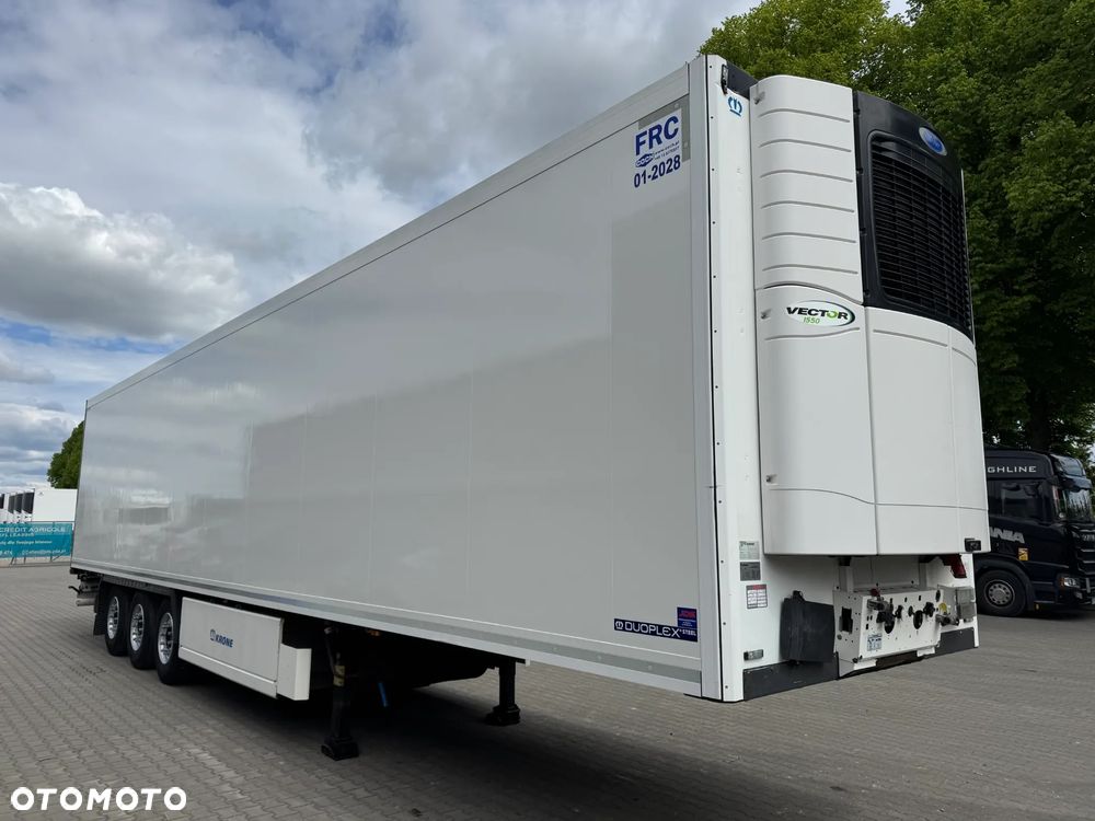 Krone Chłodnia ,Doppelstock , Carrier Vector 1550, Kwiatowa 2,50m - 3