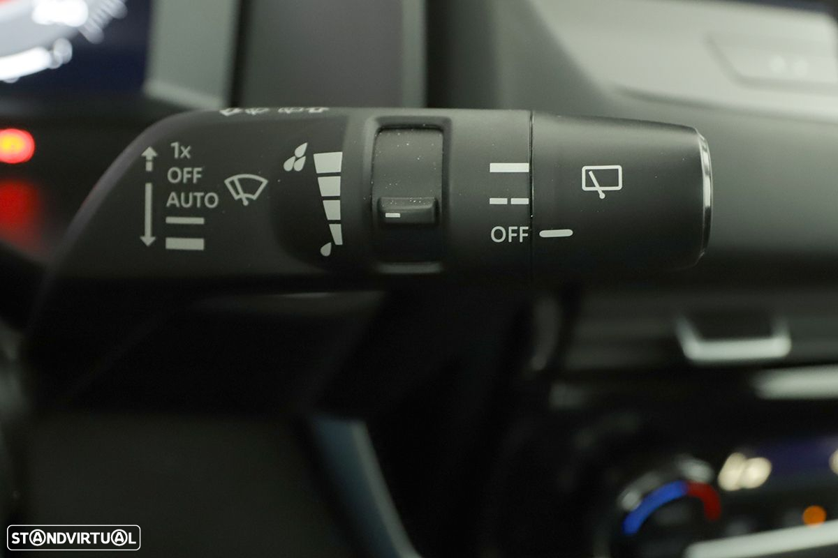 Nissan Qashqai 1.3 DIG-T N-Connecta LED - 18