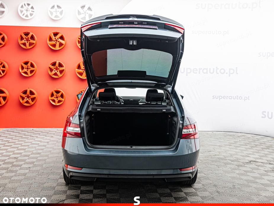 Skoda Superb 1.8 TSI Style DSG - 29