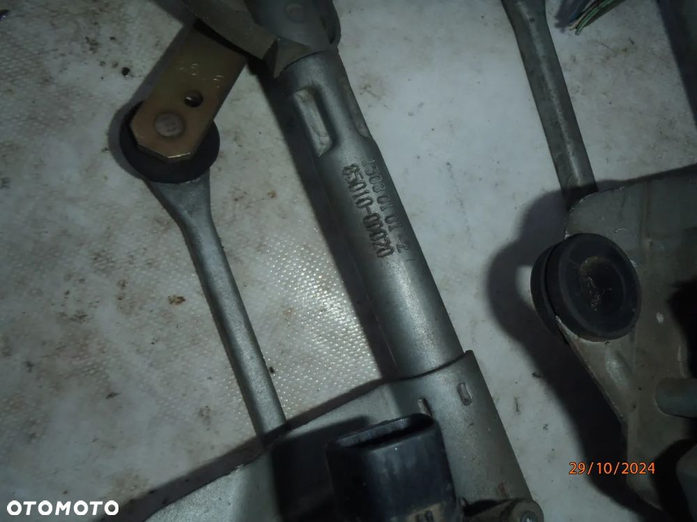 mechanizm ramiona cięgna cięgno trzpień frez wycieraczek silniczek Mechanizm ramiona toyota yaris I fr japan  ORYGINAL JAK NOWY nie wypracowane - 17