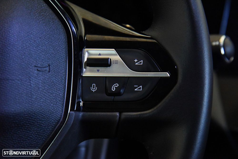 Peugeot 308 SW 1.2 PureTech Allure EAT8 - 17