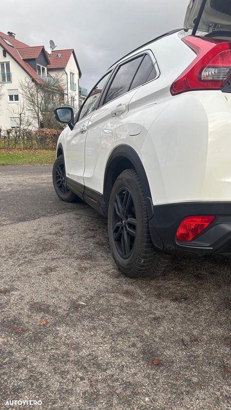 Mitsubishi Eclipse-Cross 1.5-litre 16-valve DOHC MIVEC 4X4 Intense+ Aut. - 24