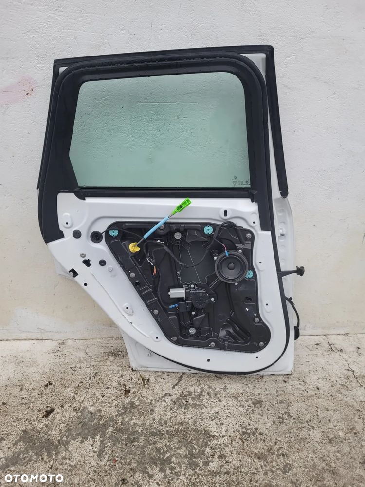 BMW X1 U11- DRZWI TYLNE TYŁ - 9