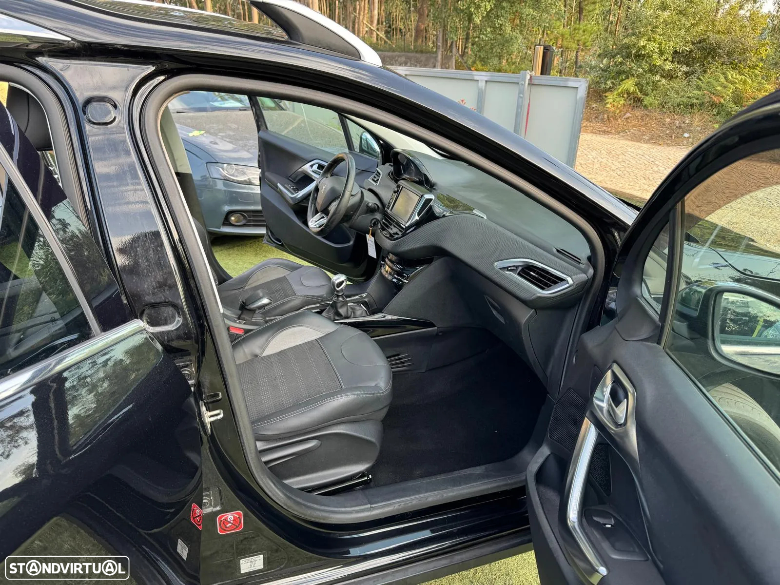 Peugeot 2008 1.6 BlueHDi Allure - 8