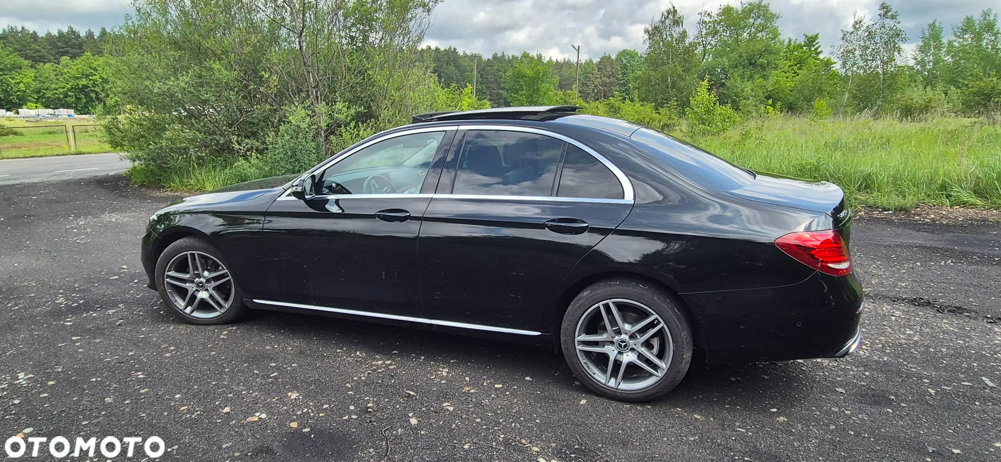 Mercedes-Benz Klasa E 220 d 4-Matic 9G-TRONIC - 20