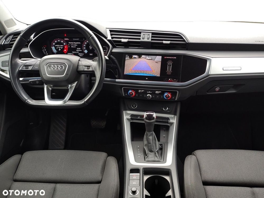 Audi Q3 - 22