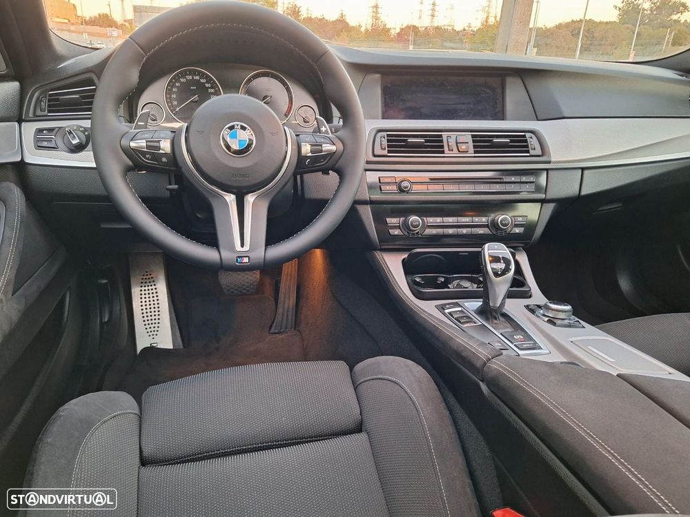 BMW 520 d Pack M Auto - 23