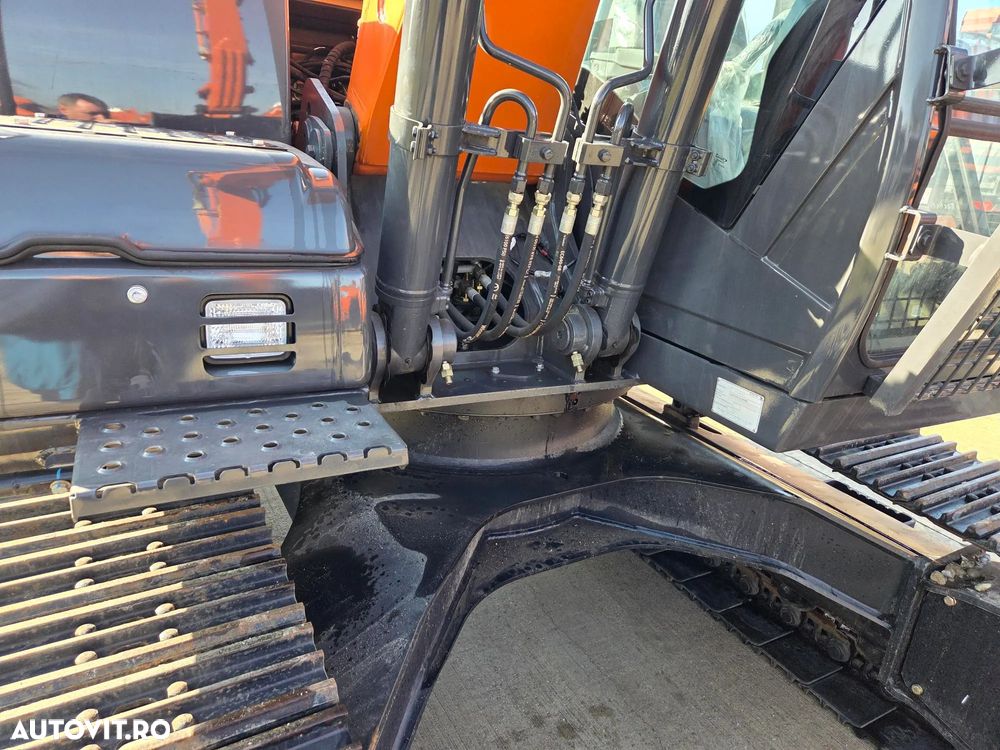 Hitachi 14 tone, 2025, NOU, Cupa 0,8m, Adancime sapare 4,5m, latime 2,49m, inst picon pe brate, Aer conditionat, hidraulica HITACHI, protectie cabina, motor ISUZU, posibilitate leasing-PROMOTIE 79.900 EUR+Tva - 15