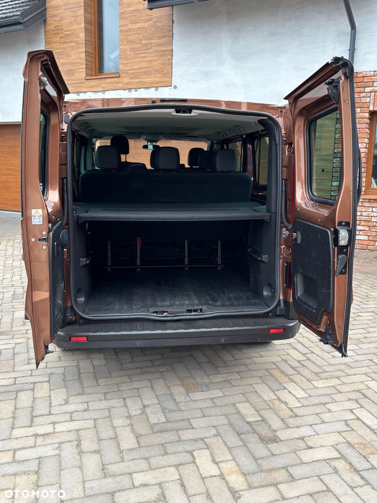 Renault Trafic Grand 2.0 dCi - 8