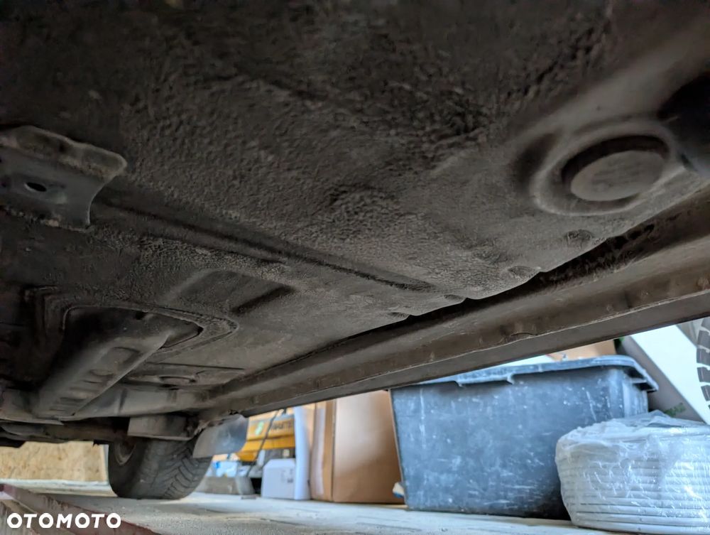 Toyota Auris 1.4 VVT-i Luna - 26