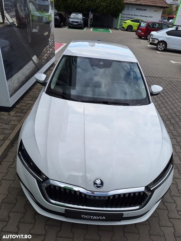 Skoda Octavia 1.5 TSI DSG MHEV Style - 4