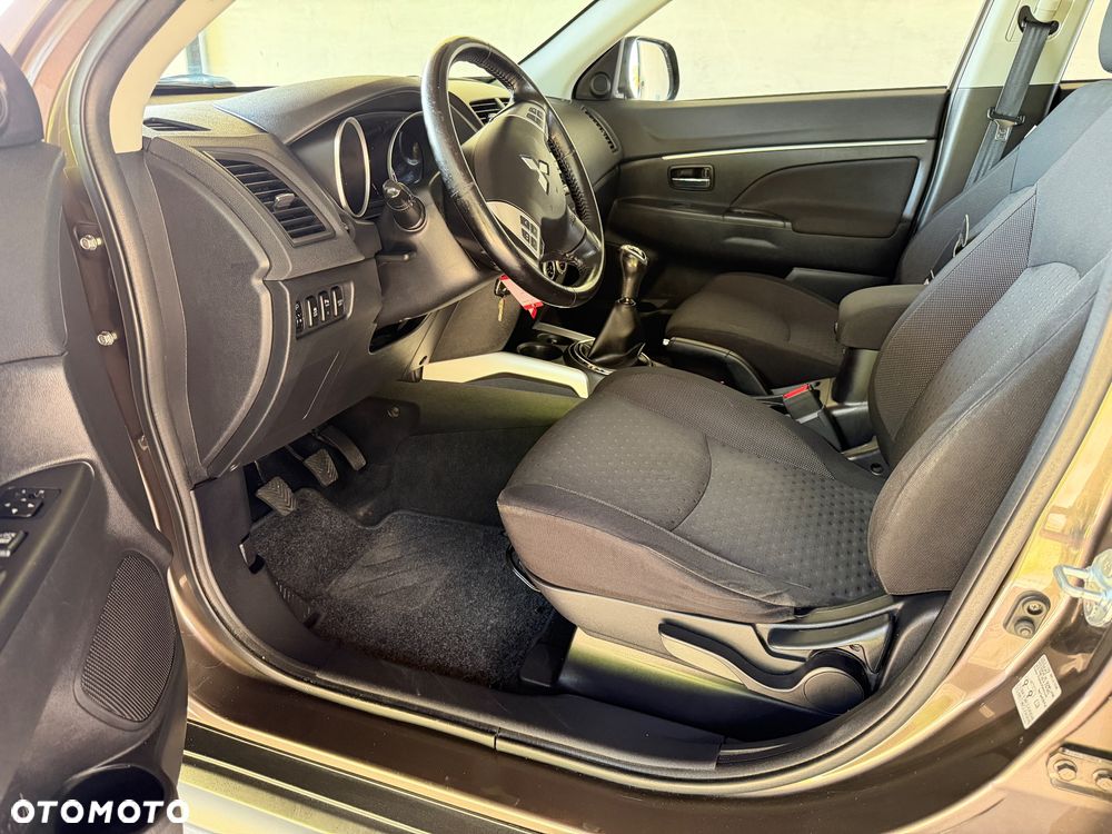 Mitsubishi ASX 1.6 Instyle AS&G - 19
