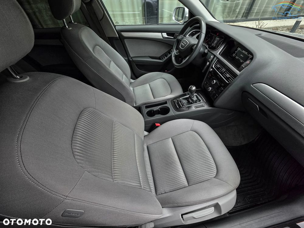 Audi A4 Limousine 2.0 TDI 112g DPF Ambiente - 17