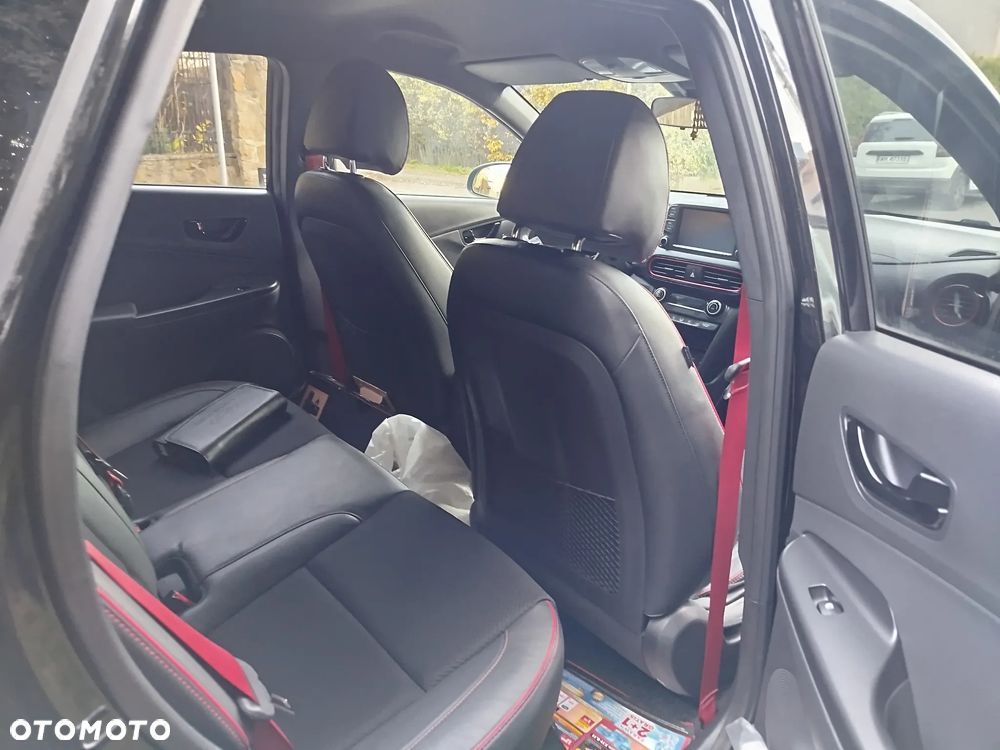 Hyundai Kona 1.6 CRDi DCT 4WD Premium - 7