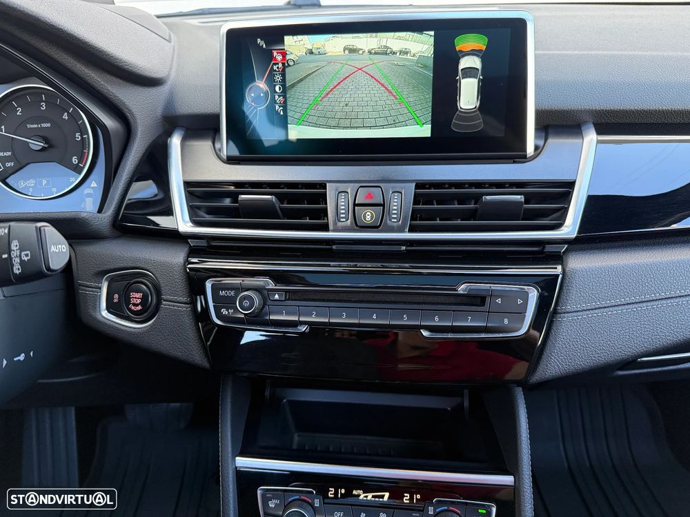 BMW 218 Active Tourer d Line Sport Auto - 17