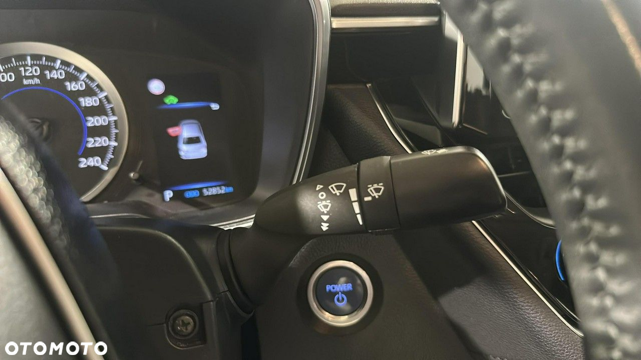 Toyota Corolla - 23