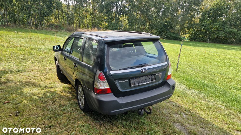 Subaru Forester 2.0i Exclusive - 2