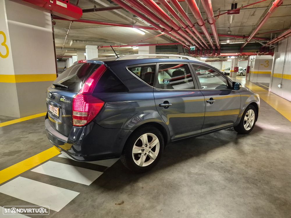 Kia Ceed SW 1.4 CVVT LX ISG - 13