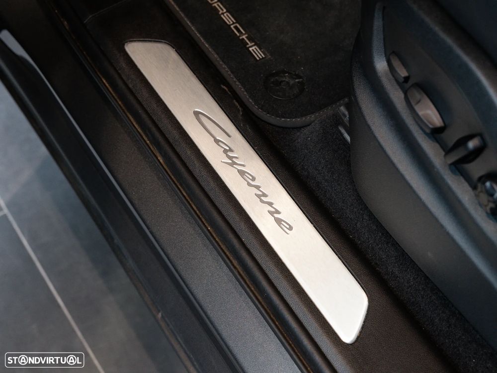 Porsche Cayenne Coupé E-Hybrid - 46